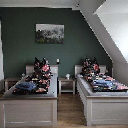 Gaestehaus Graupner-Mittweida Extérieur photo